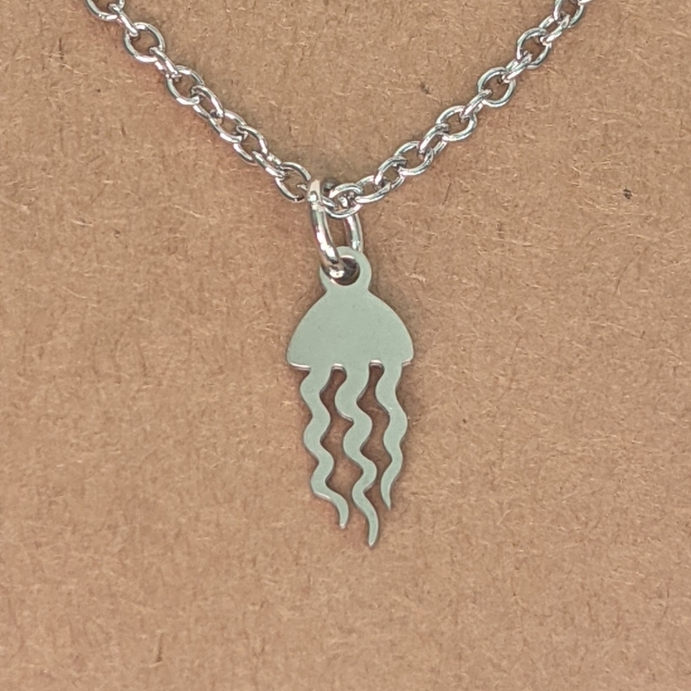 Brand new stainless steel jellyfish necklace